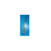 F3106SCE3F040 Trostruke aluminijske ljestve EURO E3F x 4,10 m od 14 stepenica (10,20 m) s užetom i stabilizatorom art. SCE3F014 Svelt