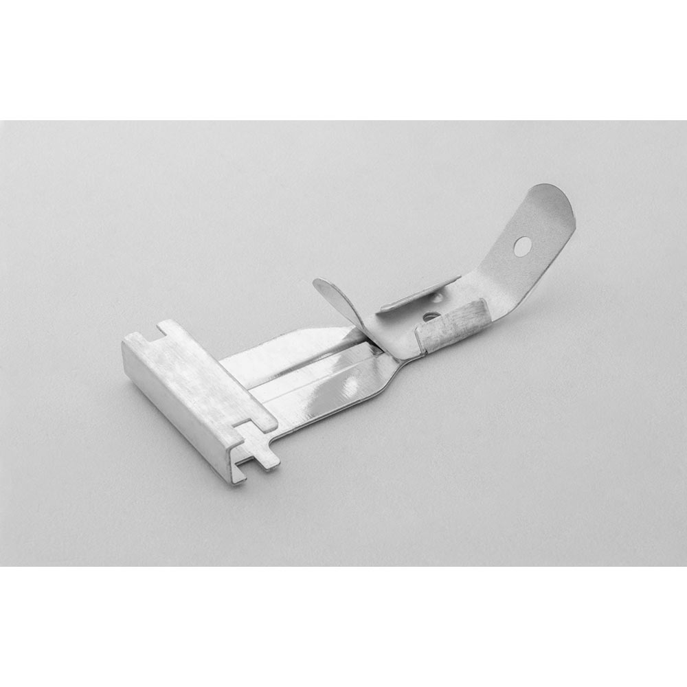 E200238001 KUKA S OPRUGOM ZAOBLJENOG RUBA za profil za gipsane ploče 49 x 27 i 49 x 15 Art. NAMCSU38001 Akifix